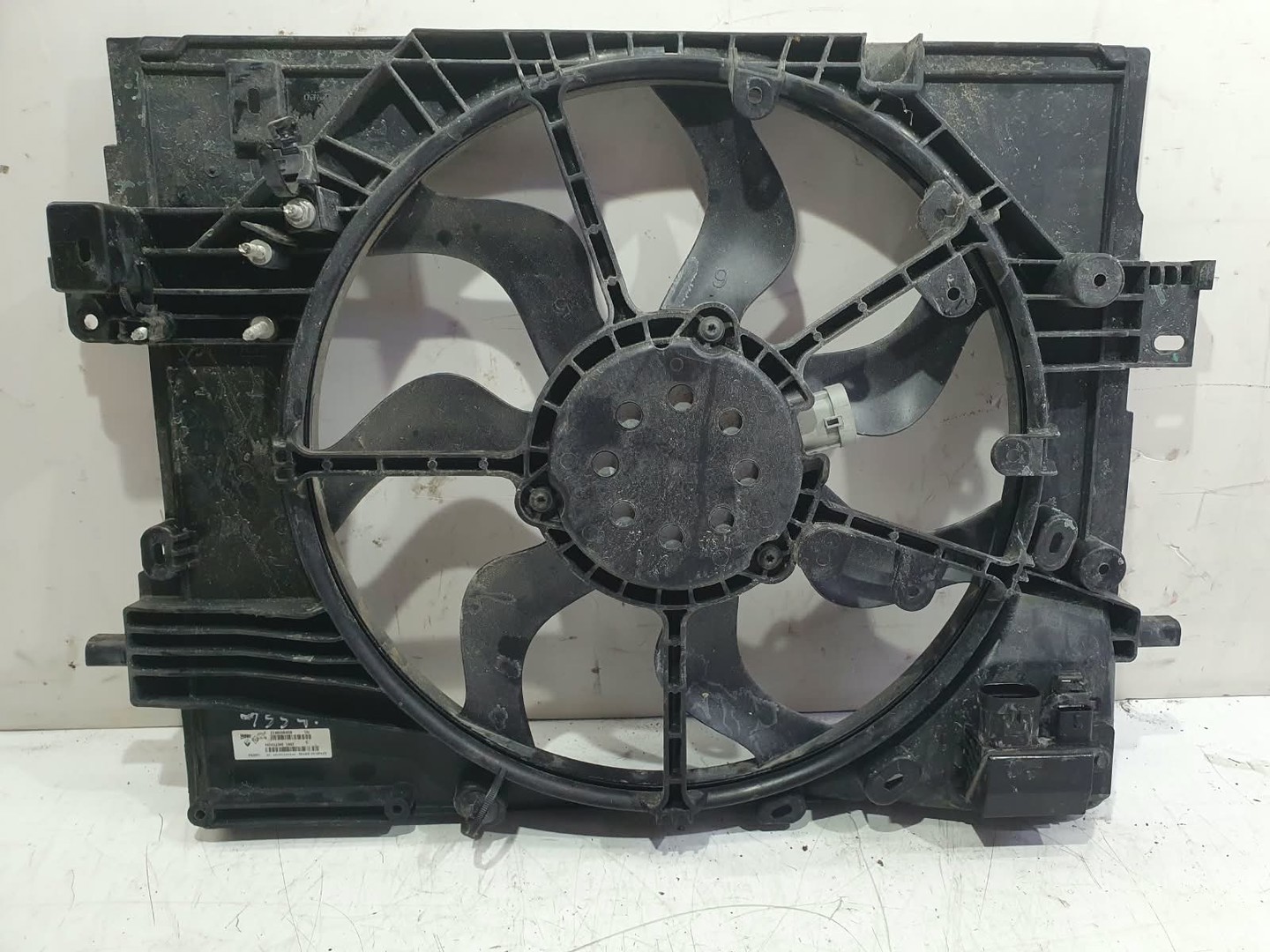 Electroventilator gmv 214810845r Renault Arkana 1 facelift (2023–2025)