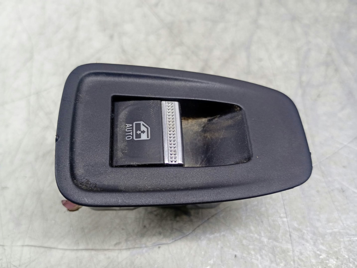 Buton geam P254019868R Renault Arkana 1 facelift (2023–2025)