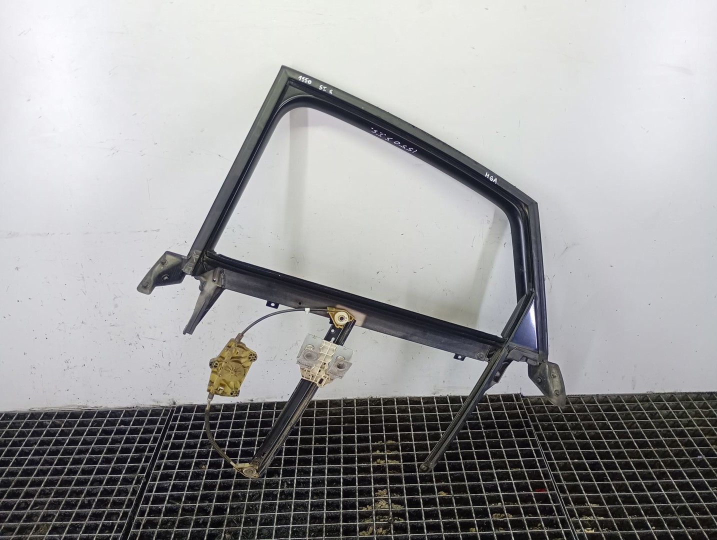 Macara geam stanga spate Audi A6 4F/C6 (facelift) (2008 - 2011)