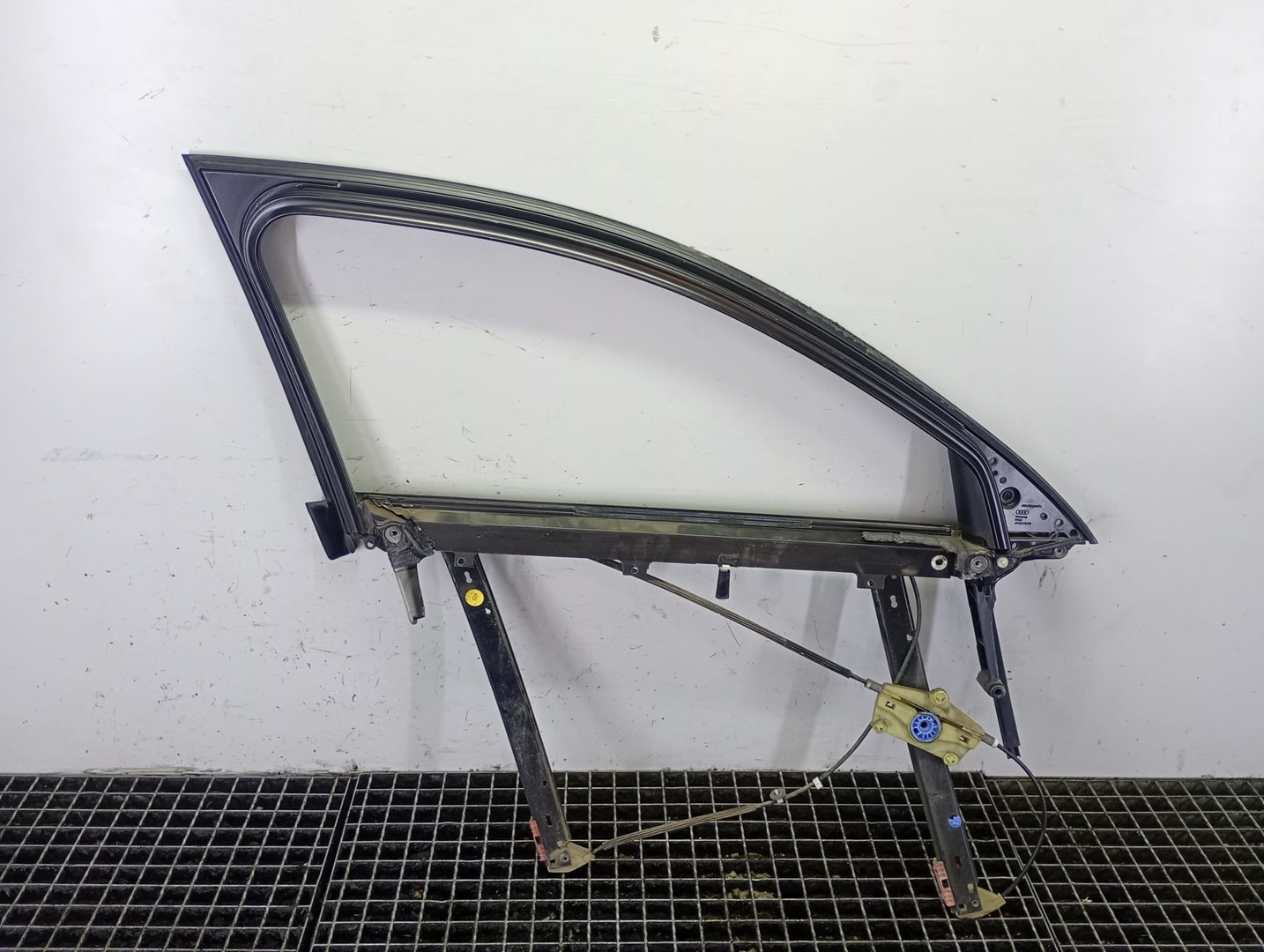 Macara geam stanga fata Audi A6 4F/C6 (facelift) (2008 - 2011)
