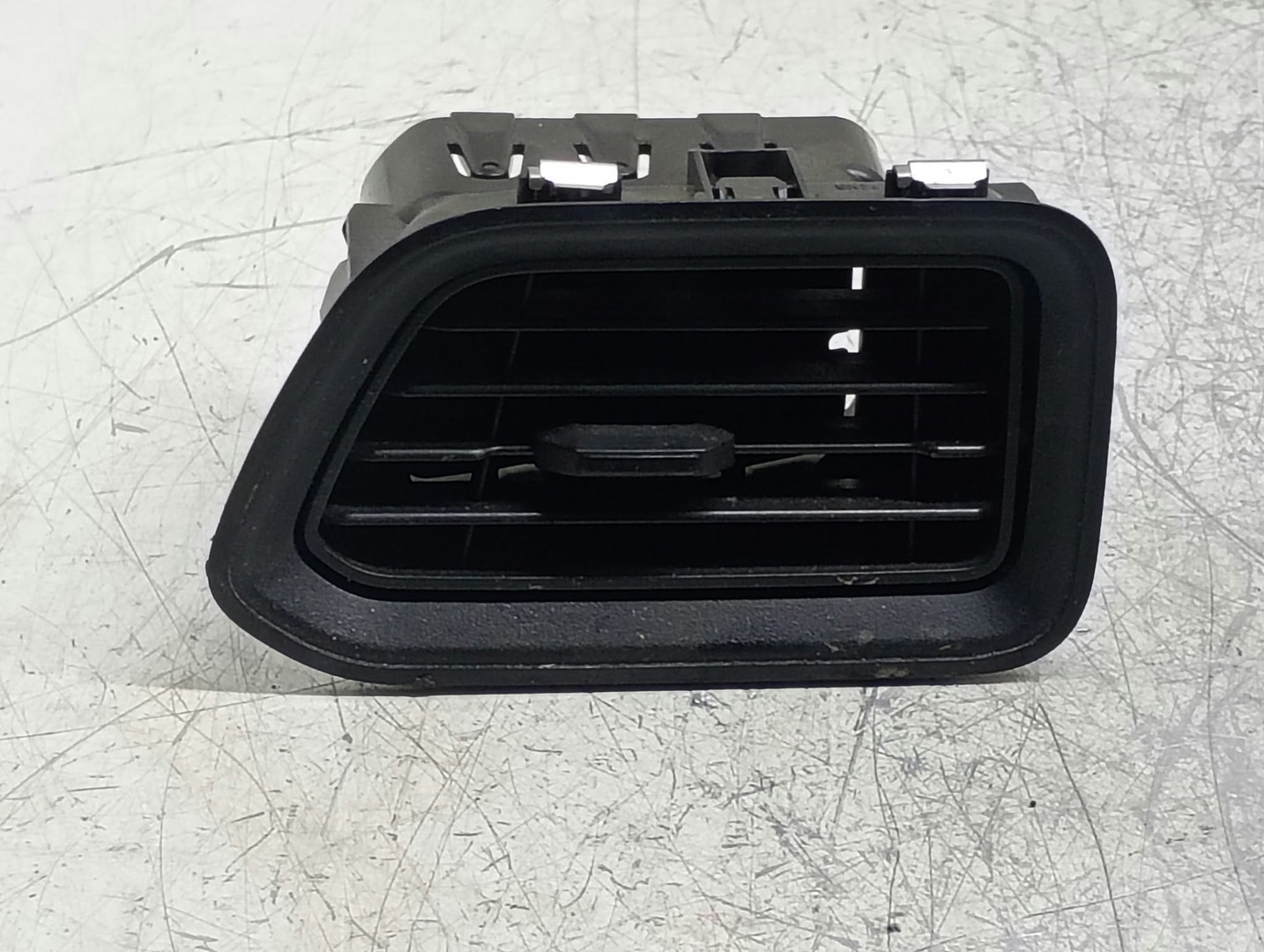 Grila ventilatie 687518035r Renault Master 3 (2st facelift) (2019 - 2024)