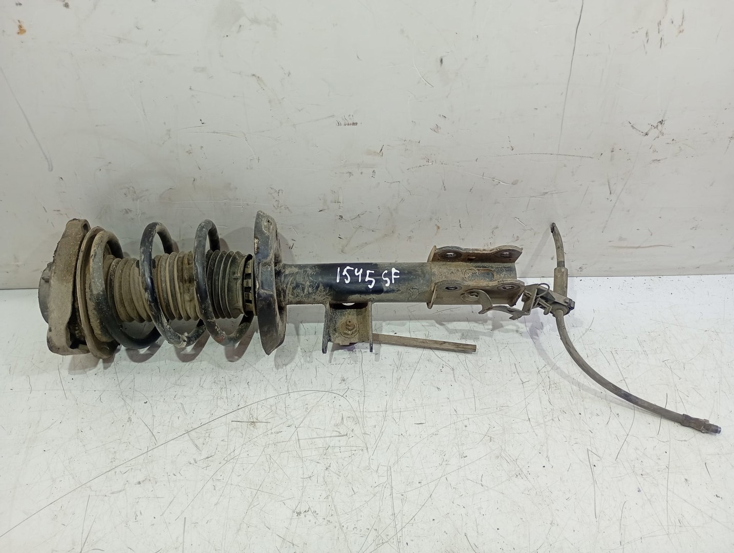 Amortizor cu arc stanga fata a0913203913 Infiniti Q30 1 (2016 - 2020)