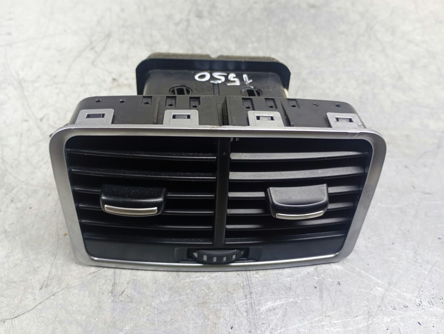 Grila ventilatie 4F0819203C Audi A6 4F/C6 (facelift) (2008 - 2011)