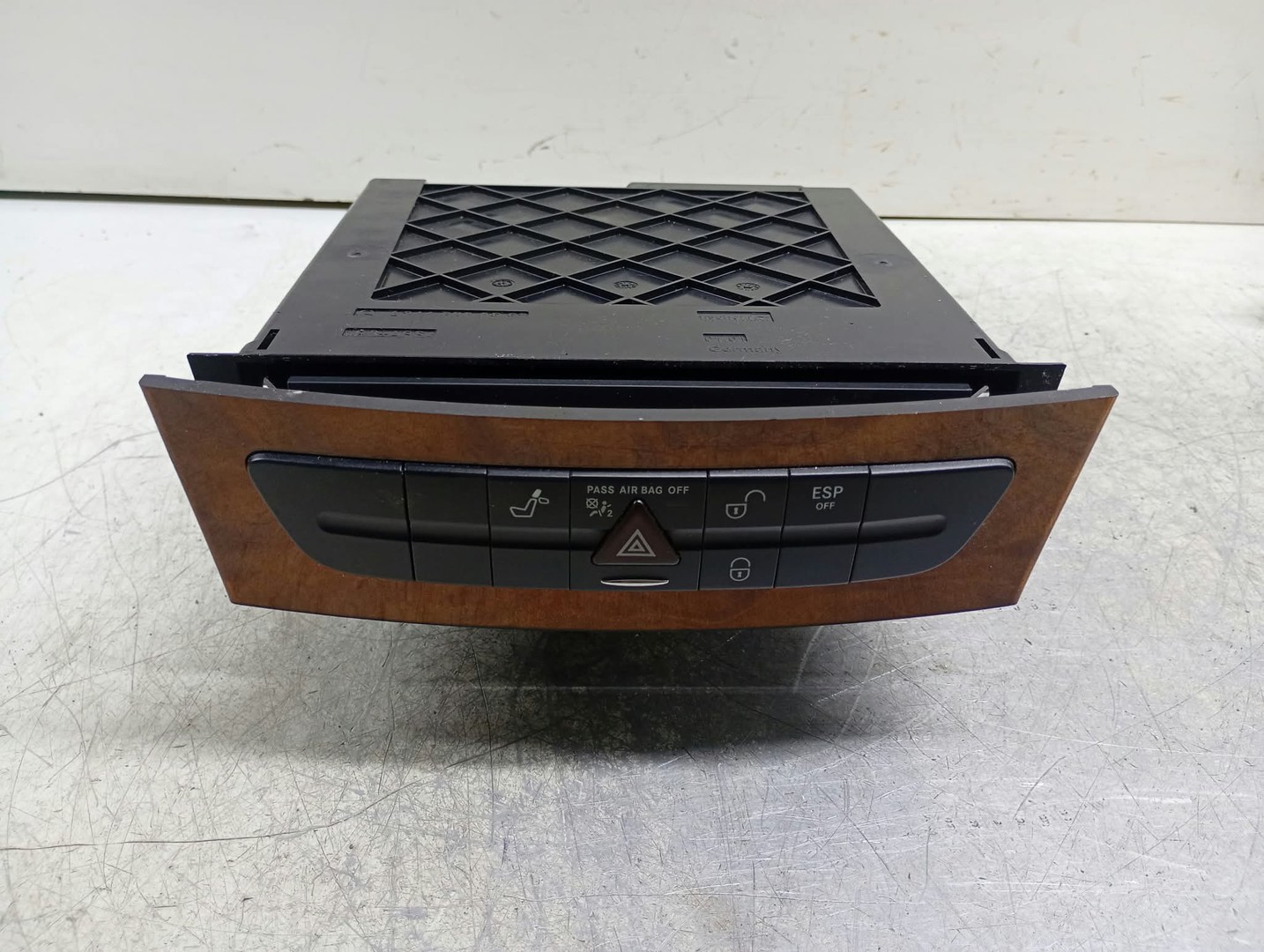 Magazie cd A2116800552 Mercedes Benz E-Class W211/S211 (2002 - 2006)