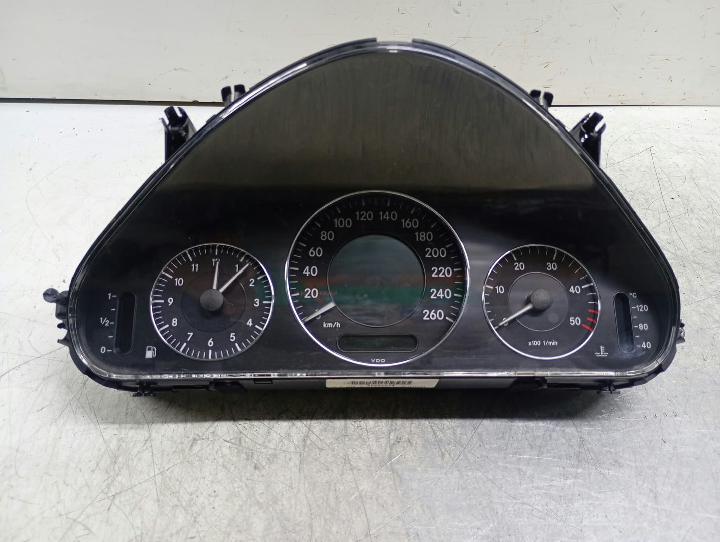 Ceasuri de bord A2115400848 Mercedes Benz E-Class W211/S211 (2002 - 2006)