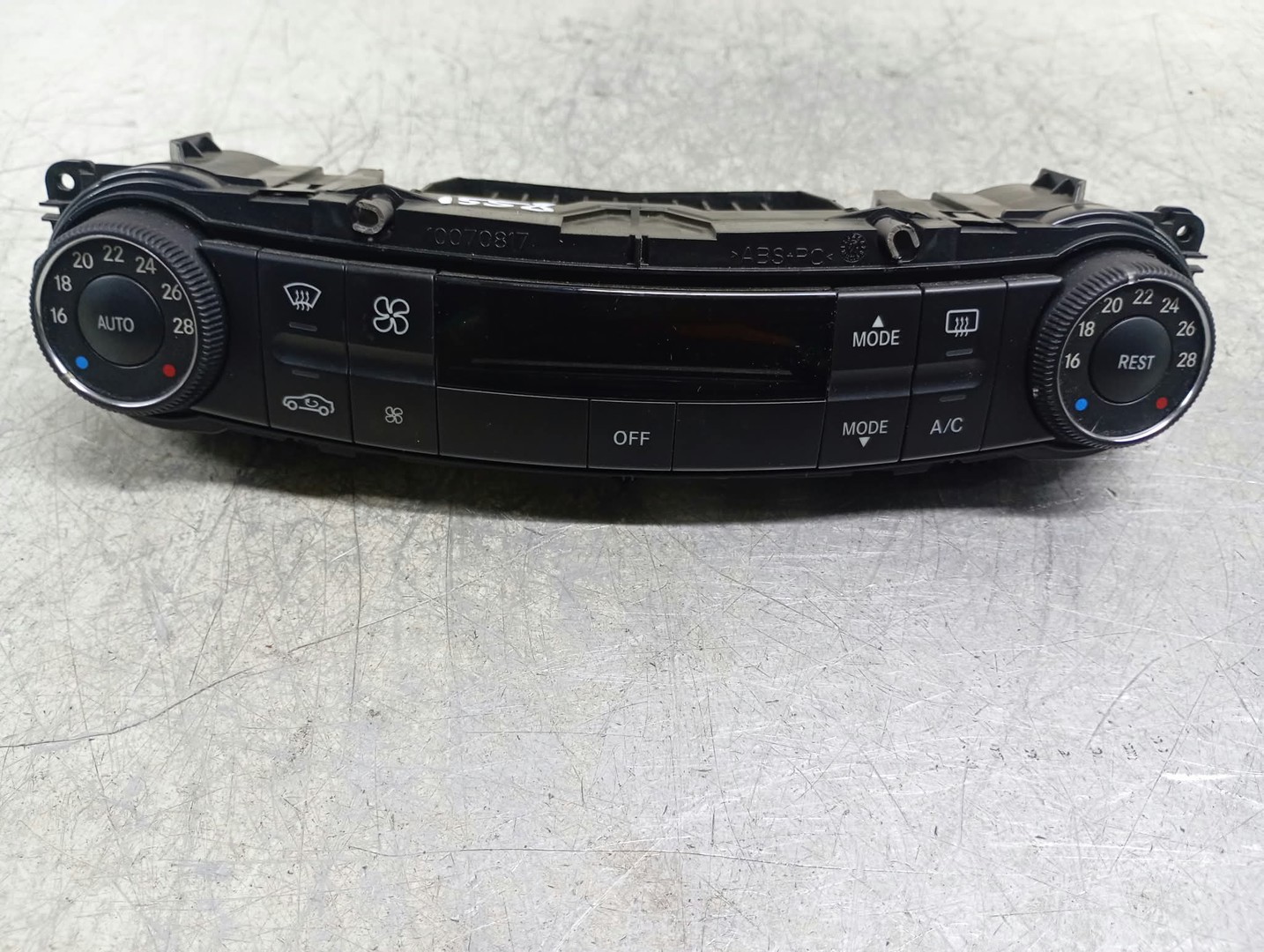 Panou clima ac 2118300890 Mercedes Benz E-Class W211/S211 (2002 - 2006)