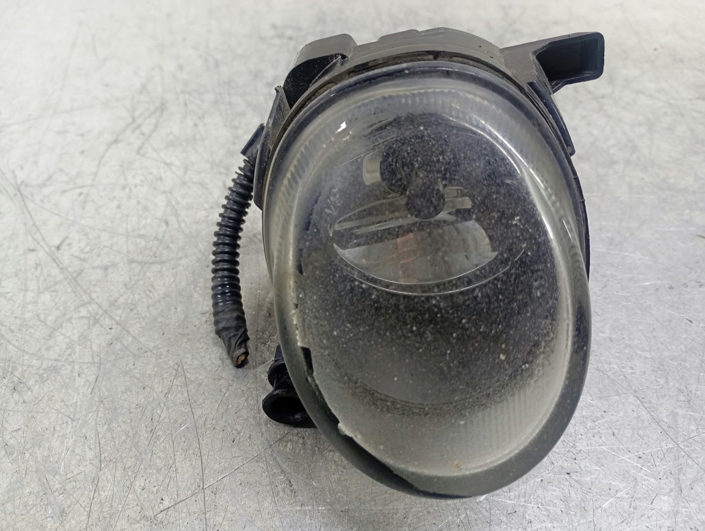 Proiector ceata dreapta 8T0941700 Volkswagen Passat CC 1 (2008 - 2012)