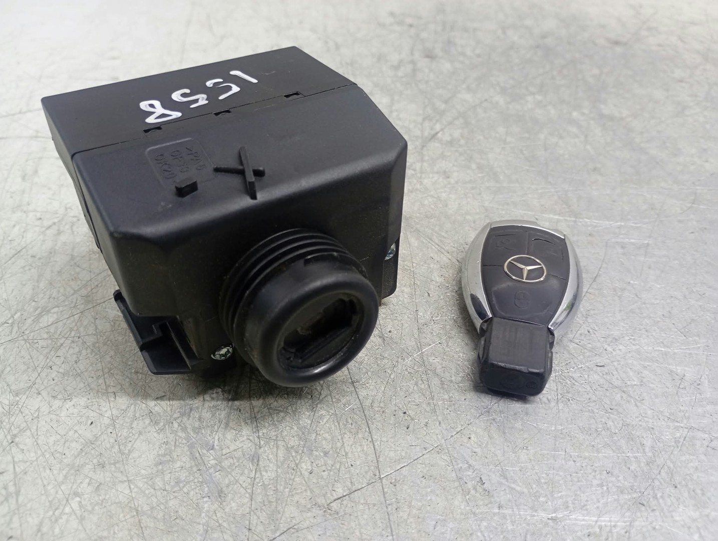 Contact cu cheie 2115452308 Mercedes Benz E-Class W211/S211 (2002 - 2006)