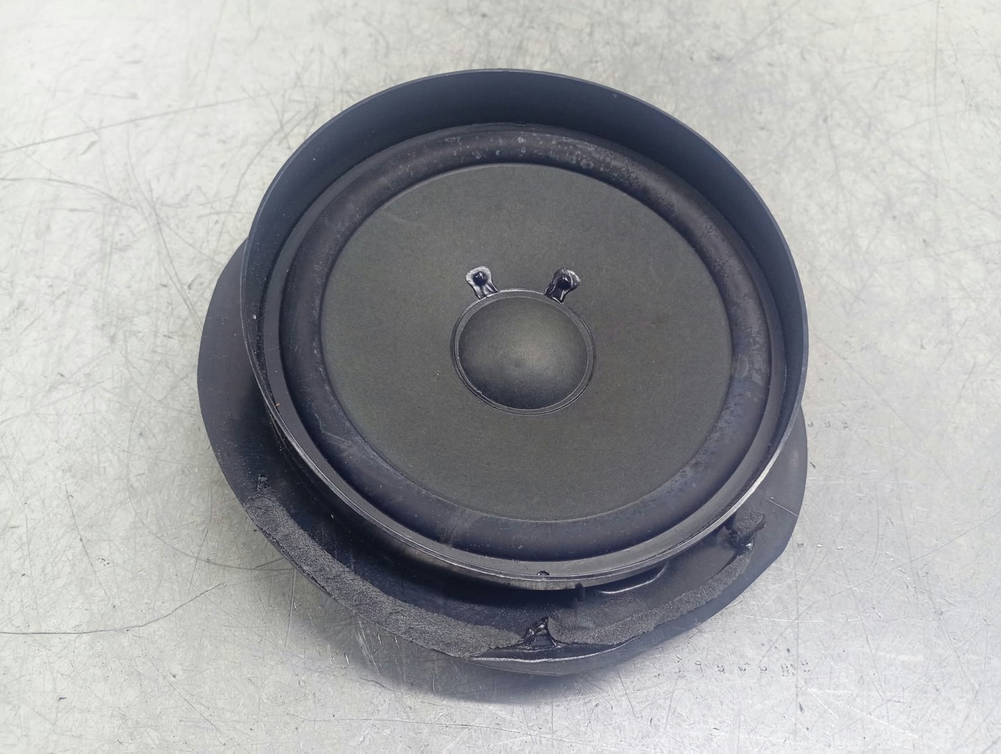 Boxa difuzor A2118207402 Mercedes Benz E-Class W211/S211 (2002 - 2006)