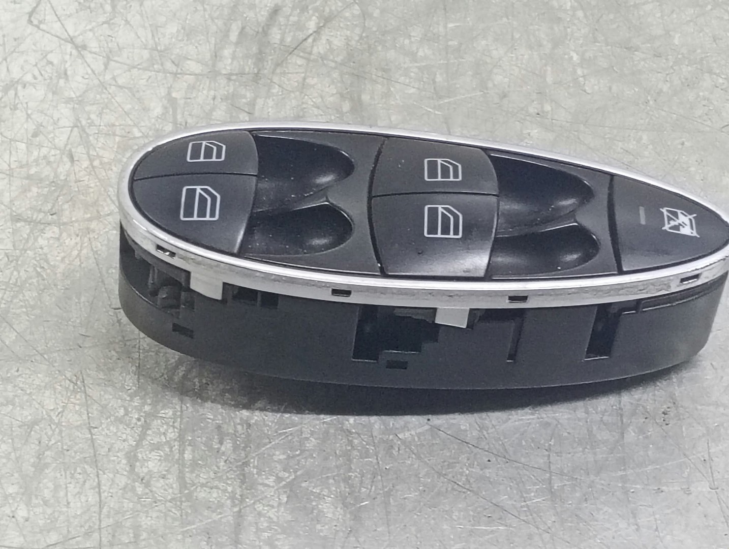 Panou comanda geamuri A2118213679 Mercedes Benz E-Class W211/S211 (2002 - 2006)