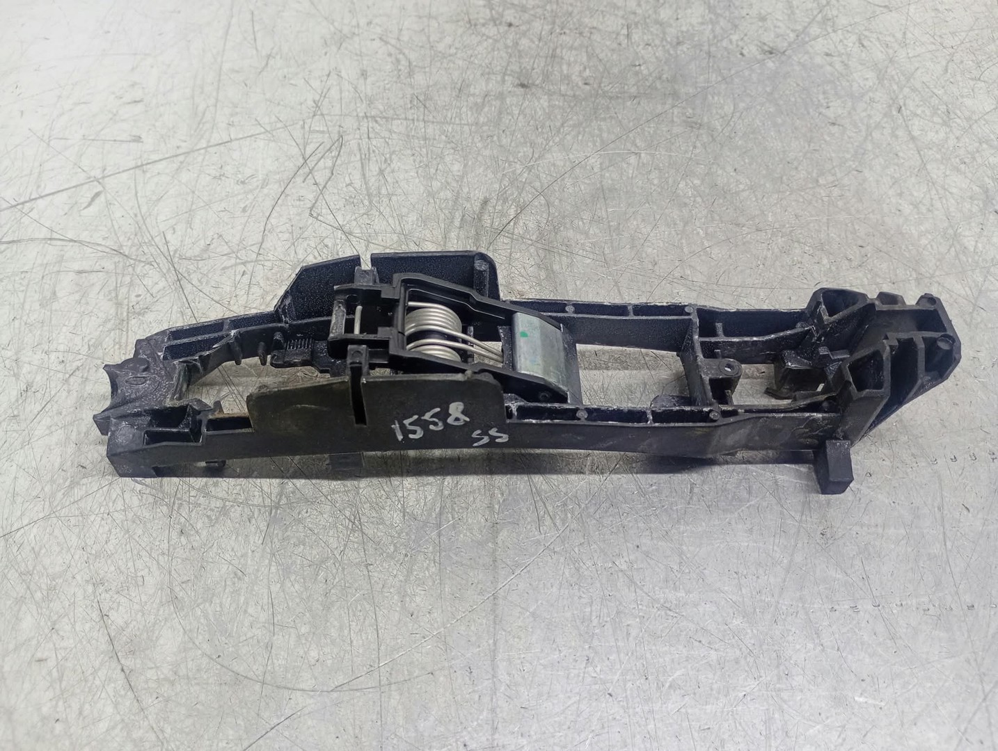 Suport maner exterior stanga spate Mercedes Benz E-Class W211/S211 (2002 - 2006)