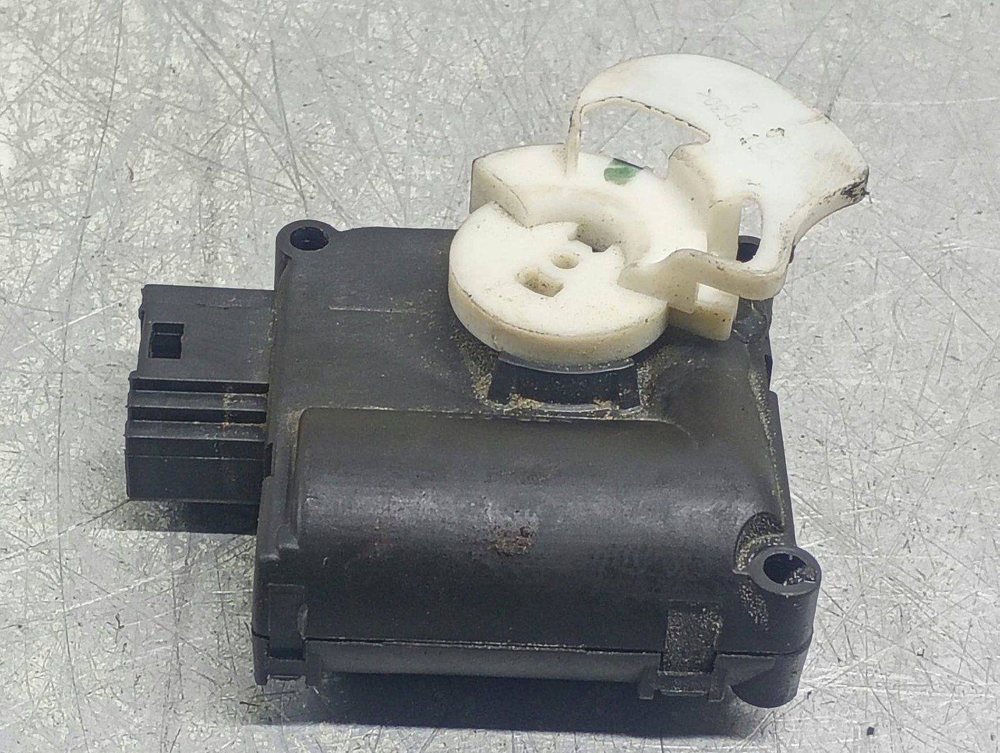 Motoras clapeta mixaj aer 4F0820511A Audi A6 4F/C6 (2004 - 2008)