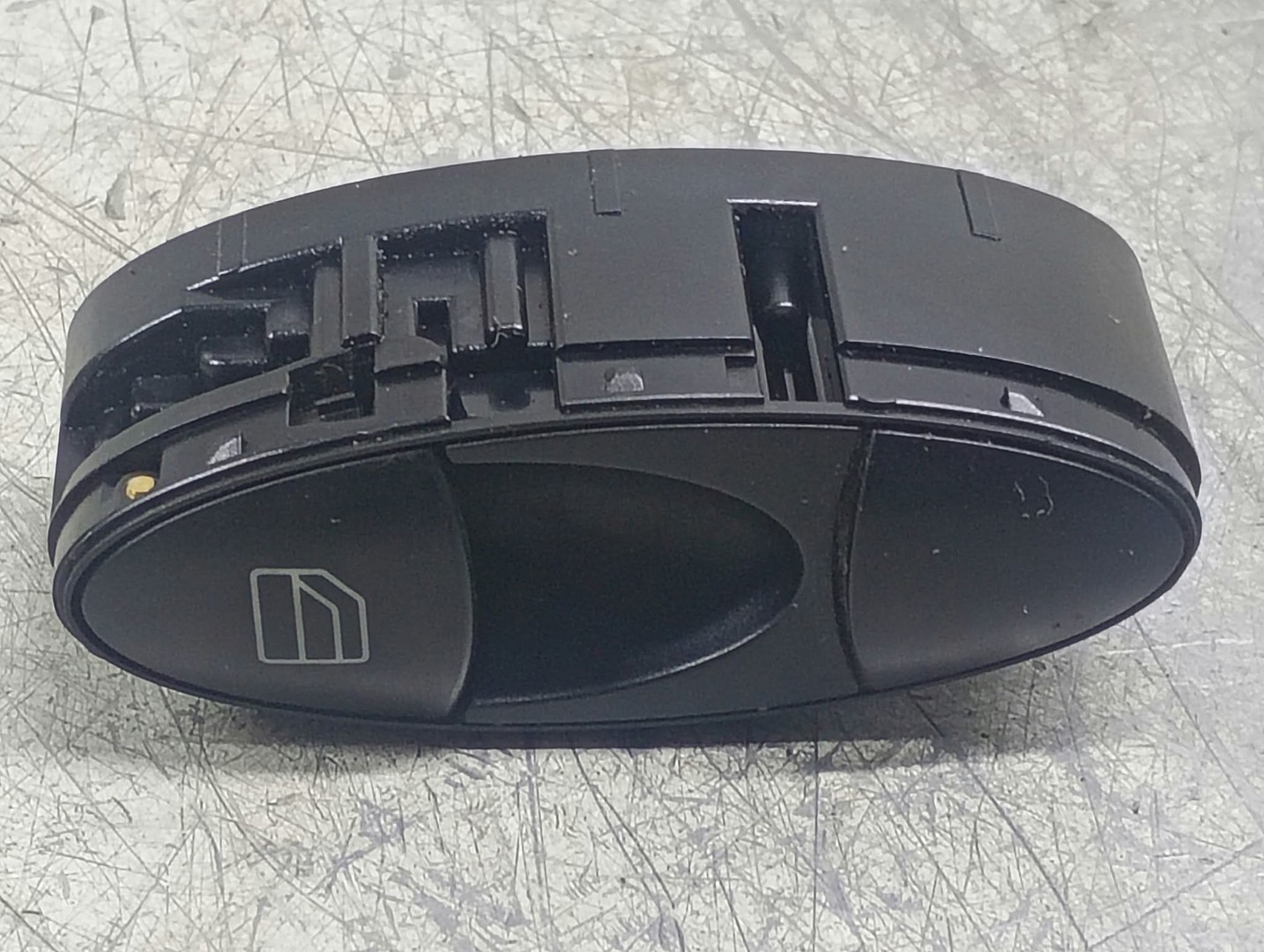 Buton geam A2118219958 Mercedes Benz E-Class W211/S211 (2002 - 2006)
