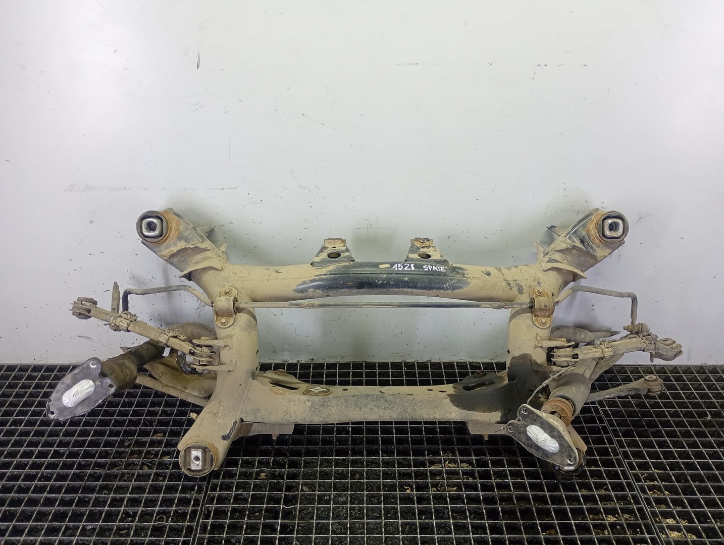 Punte spate BMW Seria 1 F20/F21 (2011 - 2015)