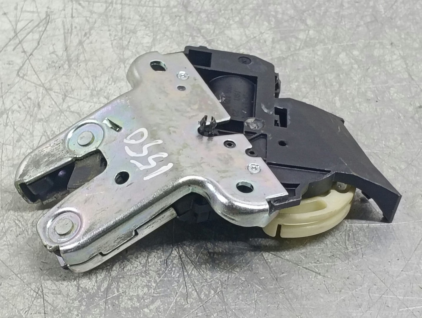 Broasca haion 4F5827505 Audi A6 4F/C6 (facelift) (2008 - 2011)