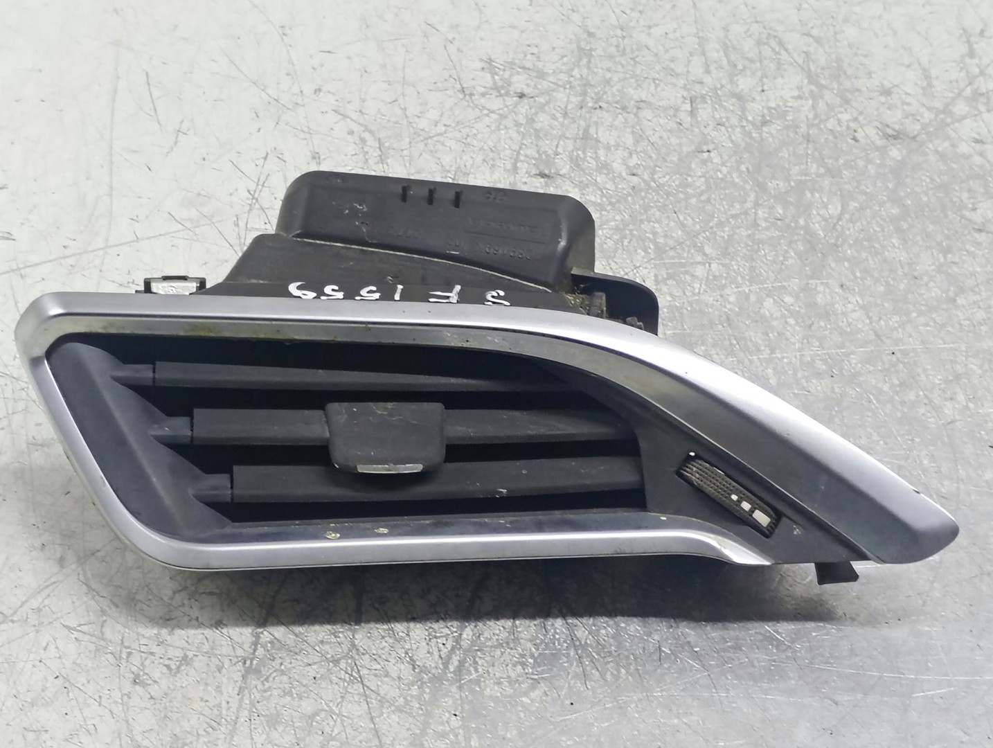 Grila ventilatie 9633131777 Peugeot 2008 1 (2013 - 2017)