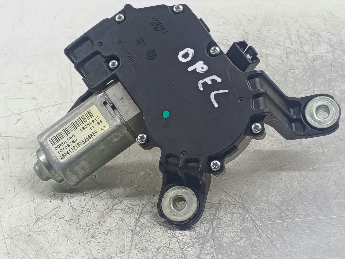 Motoras stergator haion 13256917 Opel Astra J (2009 - 2012)