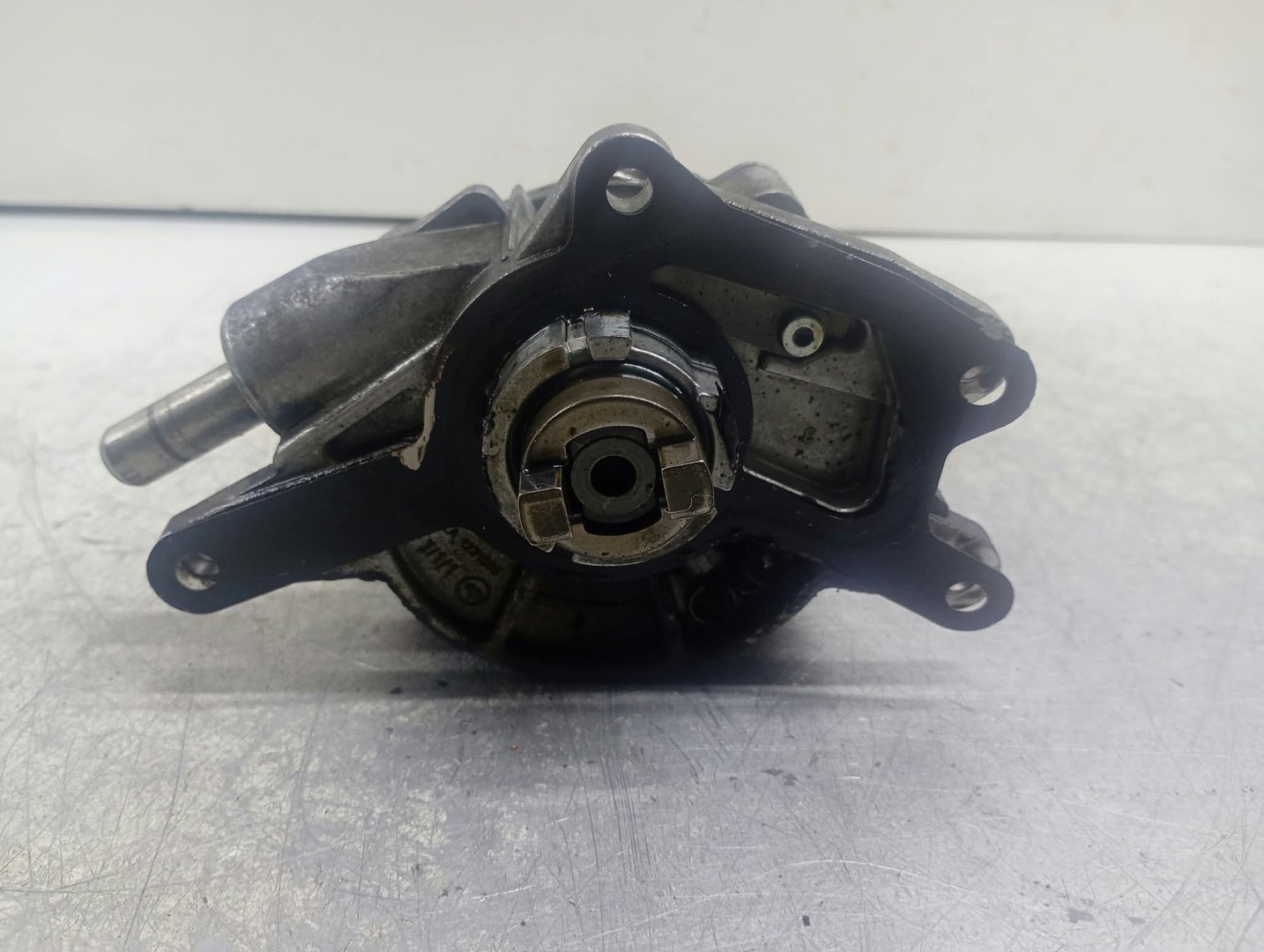 Pompa vacuum A6422300165 LA1231065 Mercedes Benz E-Class W211/S211 (2002 - 2006)