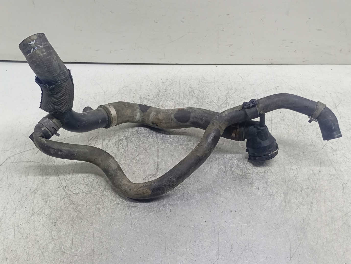 Furtun apa 3C0121087A Volkswagen Golf 6 (2008 - 2015)