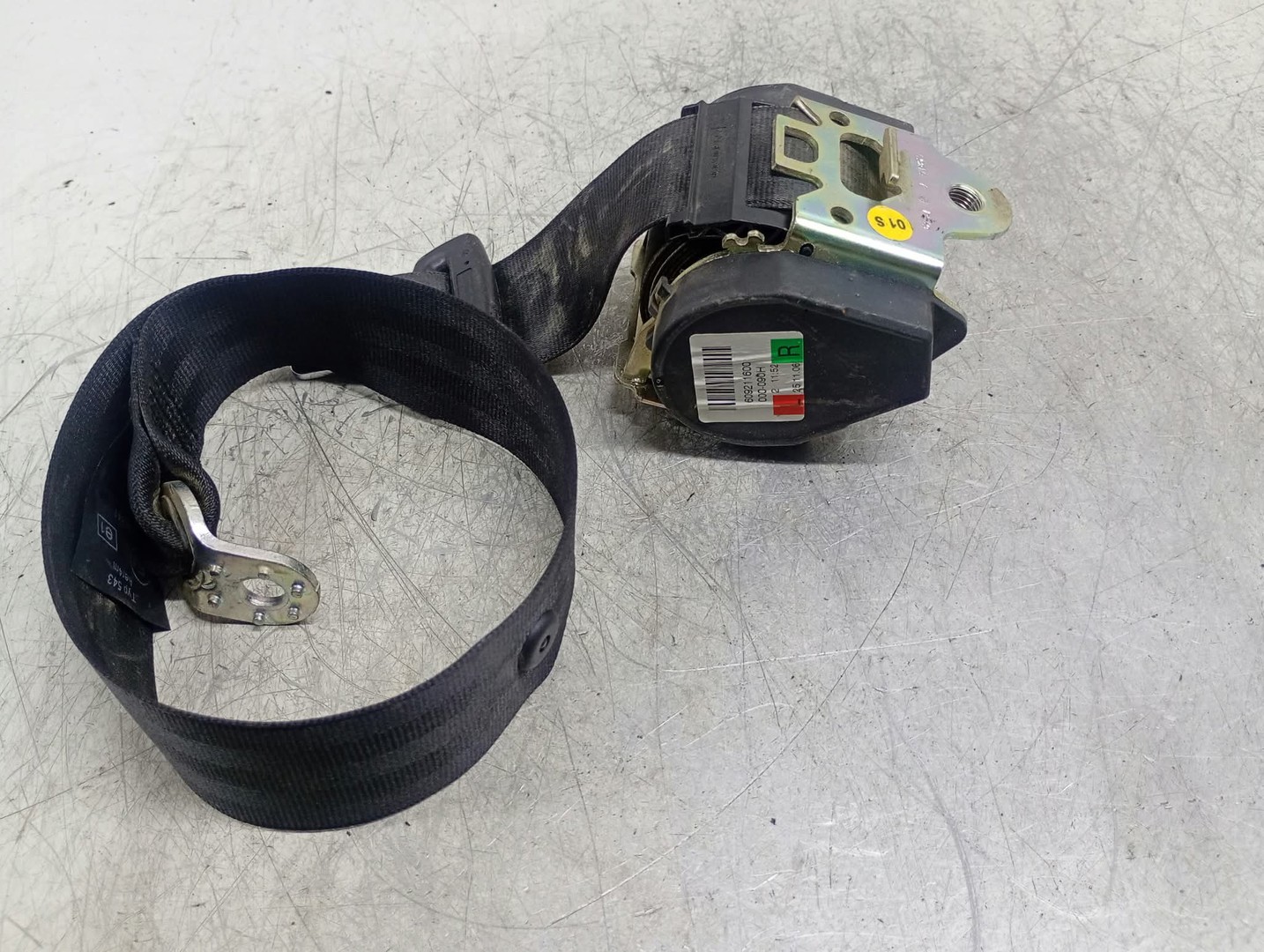Centura siguranta stanga spate 8E5857805M Audi A4 B7 (2004 - 2008)