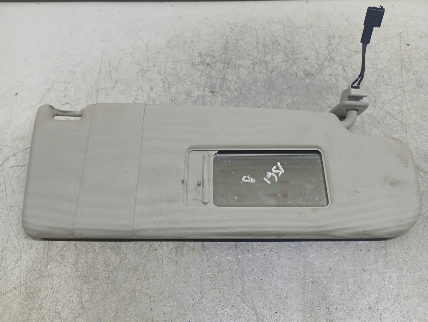 Parasolar dreapta 1K0857552 Volkswagen Golf 6 (2008 - 2015)